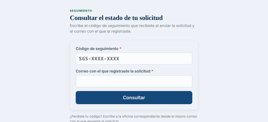 Formulario de consulta con los campos código de seguimiento y correo electrónico